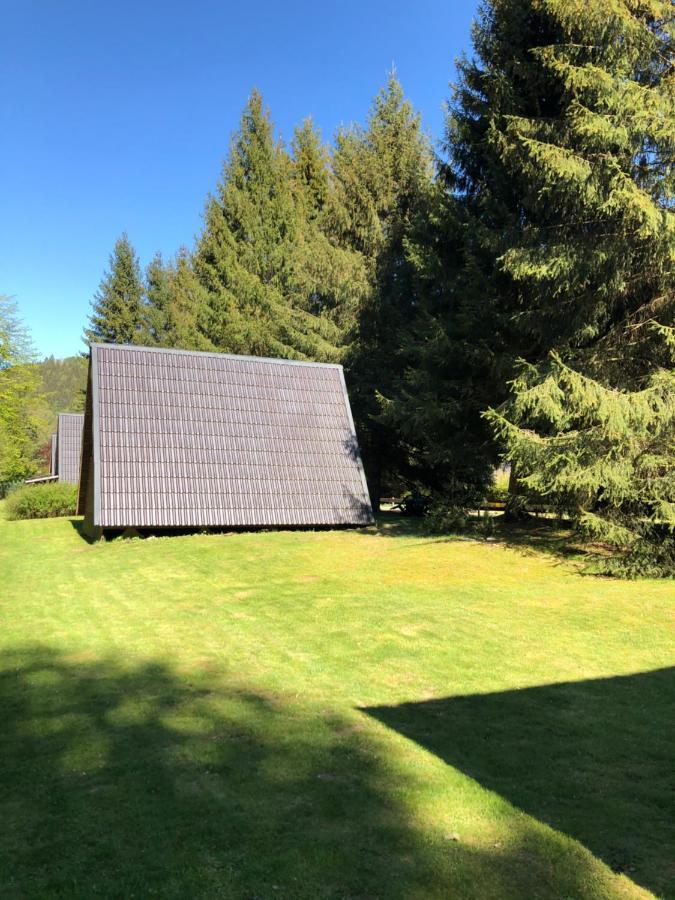 Ferienhaeuser Am Waldschloesschen 劳滕塔尔 外观 照片