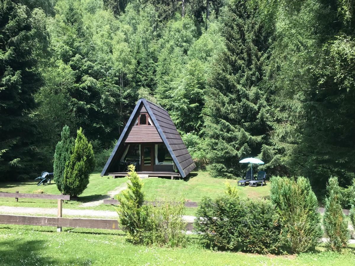 Ferienhaeuser Am Waldschloesschen 劳滕塔尔 外观 照片